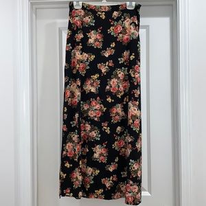 Forever 21 floral black skirt with high slits